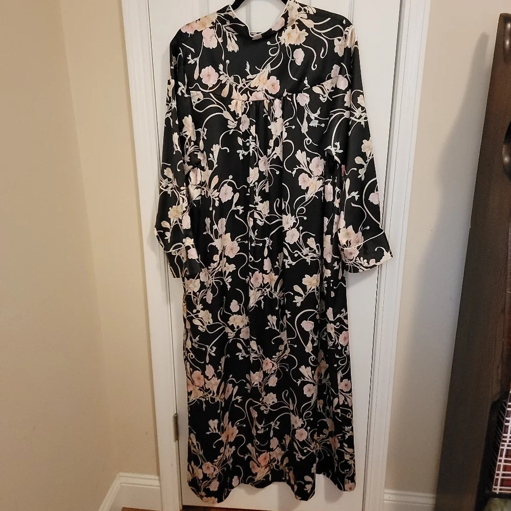 Christian Dior Vintage Black Floral Satin Robe Size L/XL - Picture 6 of 8